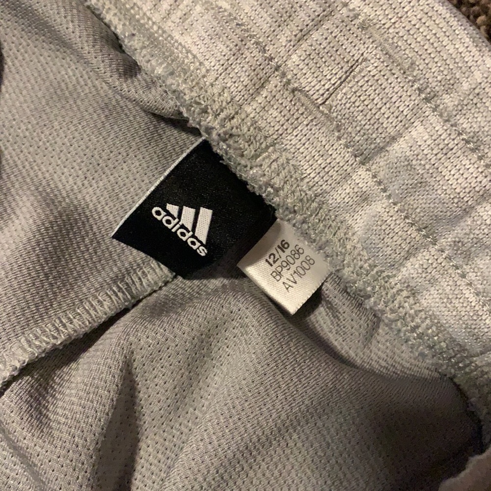 adidas shorts - Picture 3 of 3